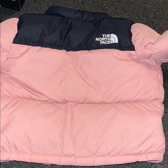 The North Face Kids Nuptse Puffer Jacket - Picture 4 of 5